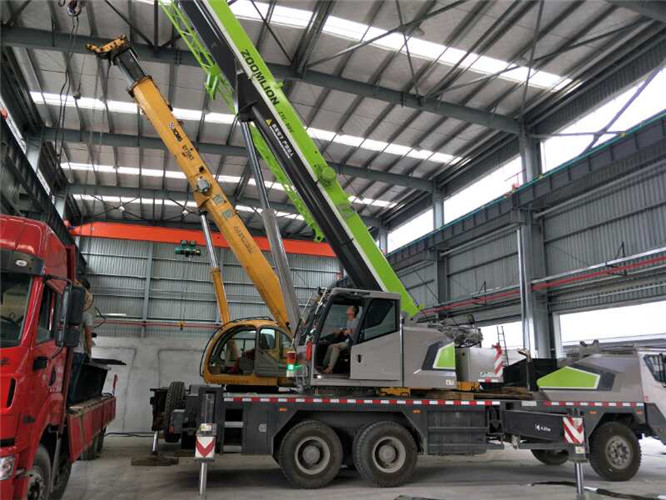 子长市高空车出租需要注意哪些安全事项？